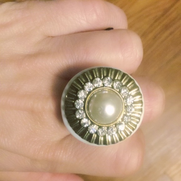 Vintage New Kardashian Kollection ring Size 7 - Picture 3 of 5